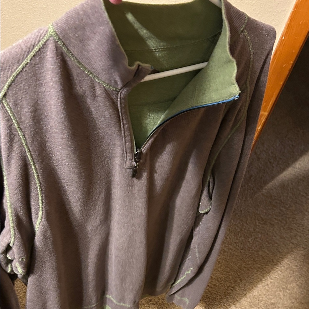 Tommy Bahama Gray and Olive Zip-Up Sweater
